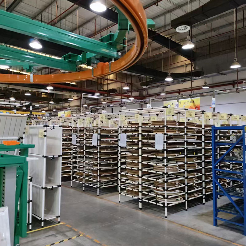 多极管式滑触线